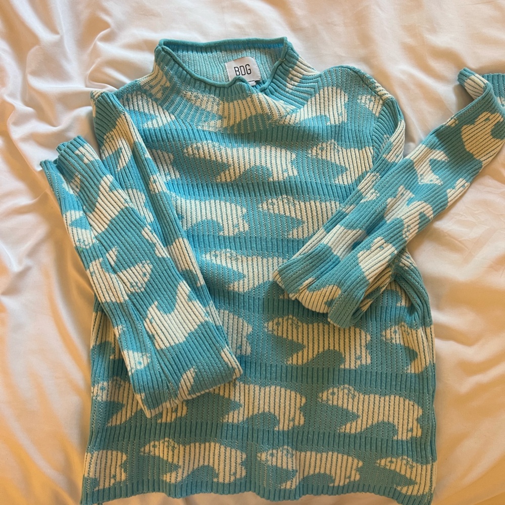 BDG polar bear longsleeve crop top
